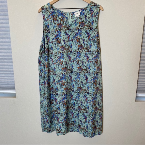 Junarose- Plus Size Sema Zeenan Shaped Dress - Picture 2 of 7